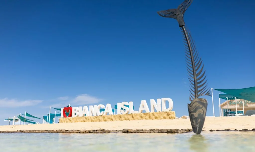 Traversée Féerique vers l’Île Bianca – Paradis de Sable Blanc