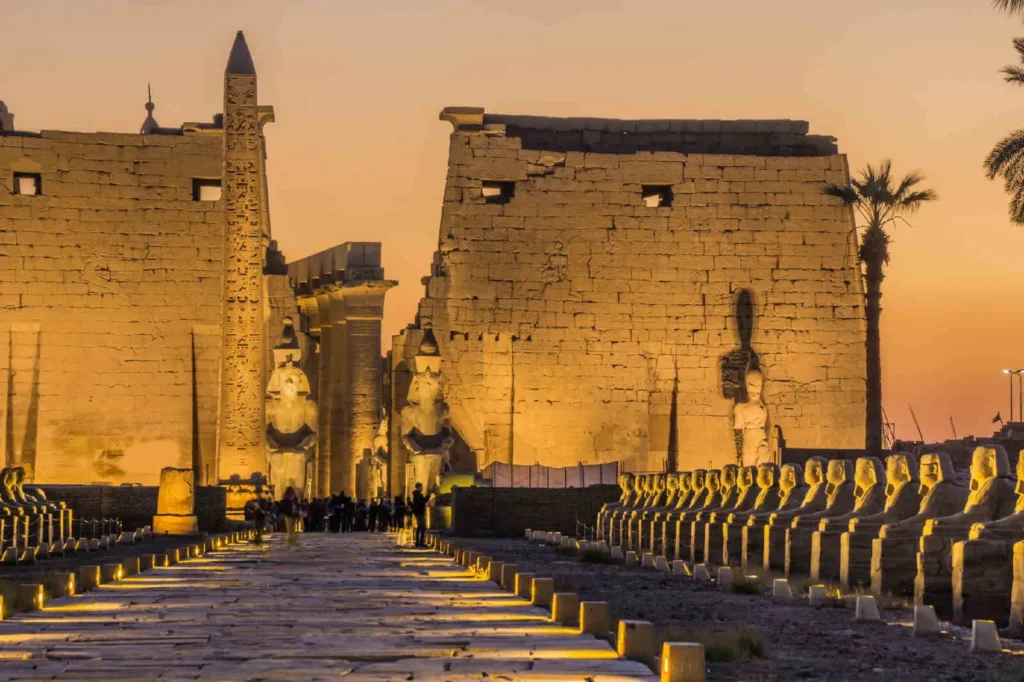 Échappée Privée à Louxor depuis Makadi Bay et Sahl Hasheesh – Secrets de la Vallée des Rois