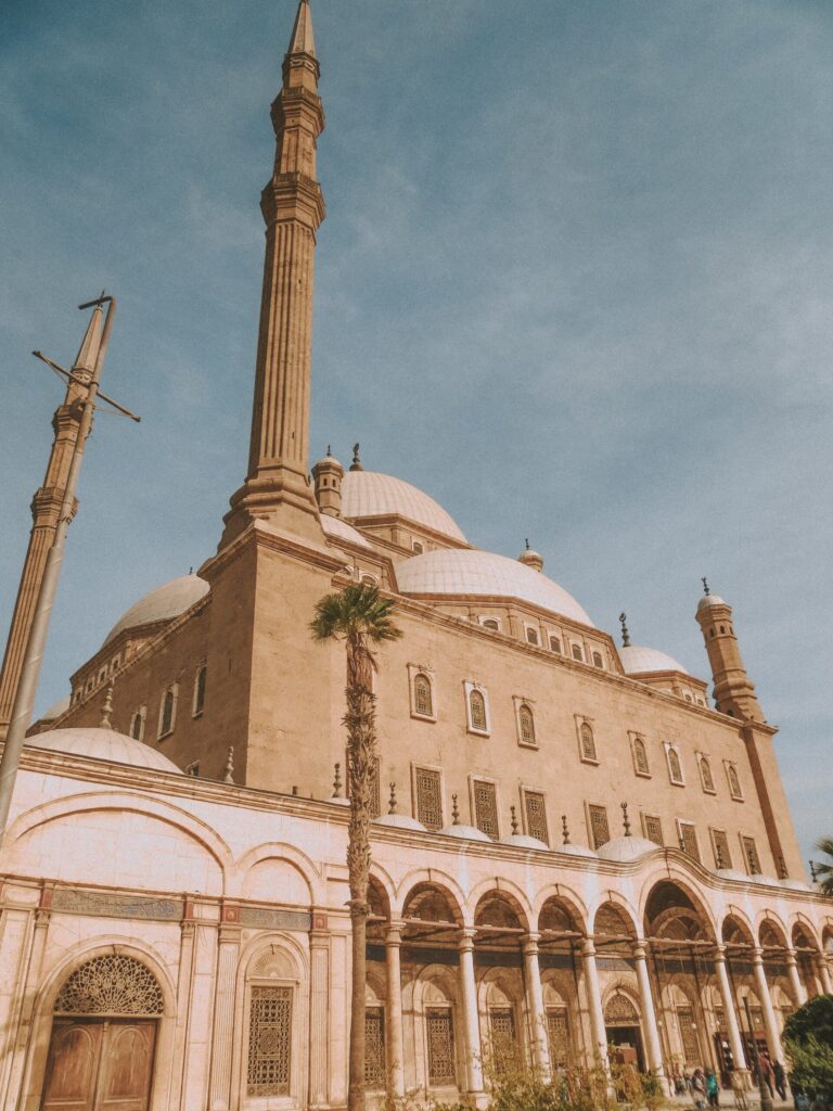 Trésors Sacrés et Historiques : Le Caire Islamique et Copte