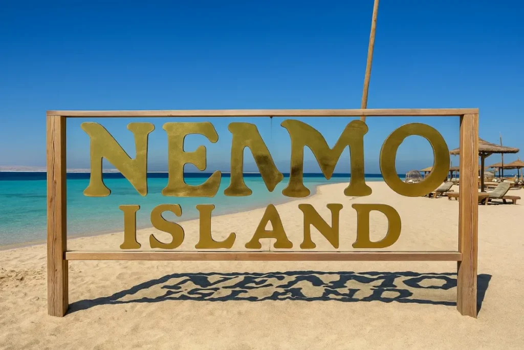L’Odyssée Nemo Island : Croisière, Snorkeling & Détente à Hurghada