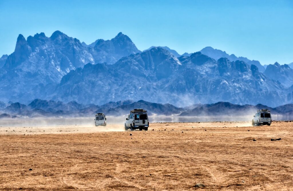Safari Quad de 3 Heures à Hurghada – Désert & Village Bédouin